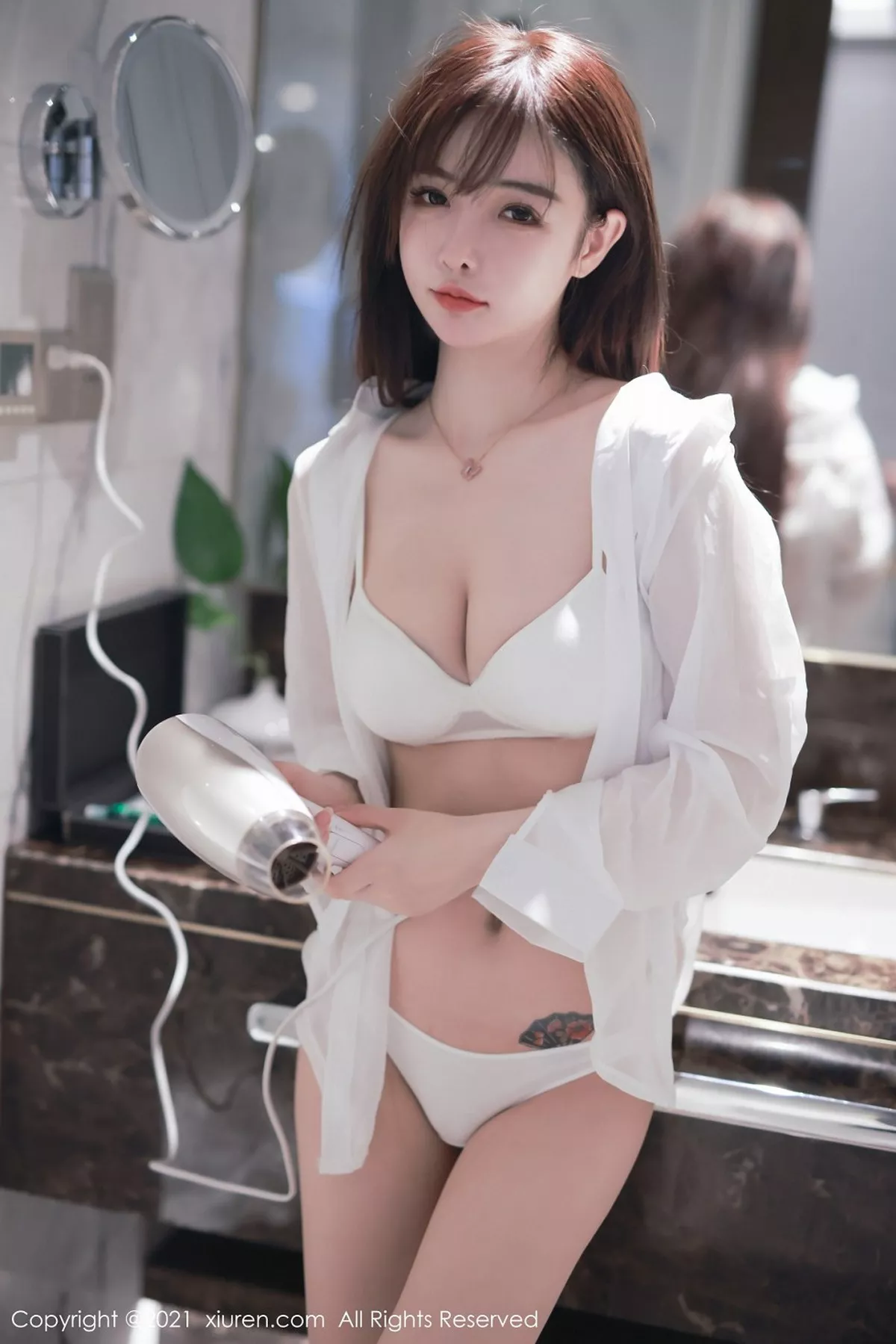 南初妹妹写真