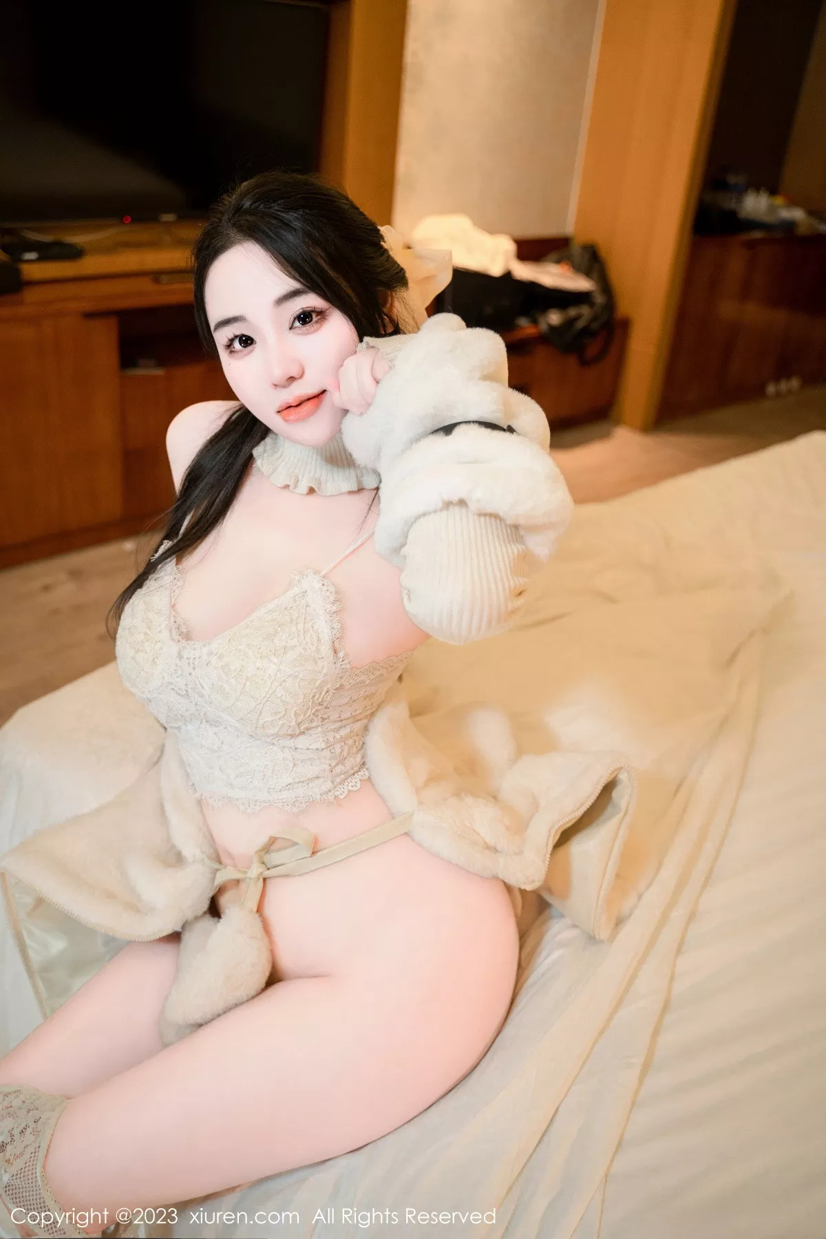 汐汐爱吃草莓写真