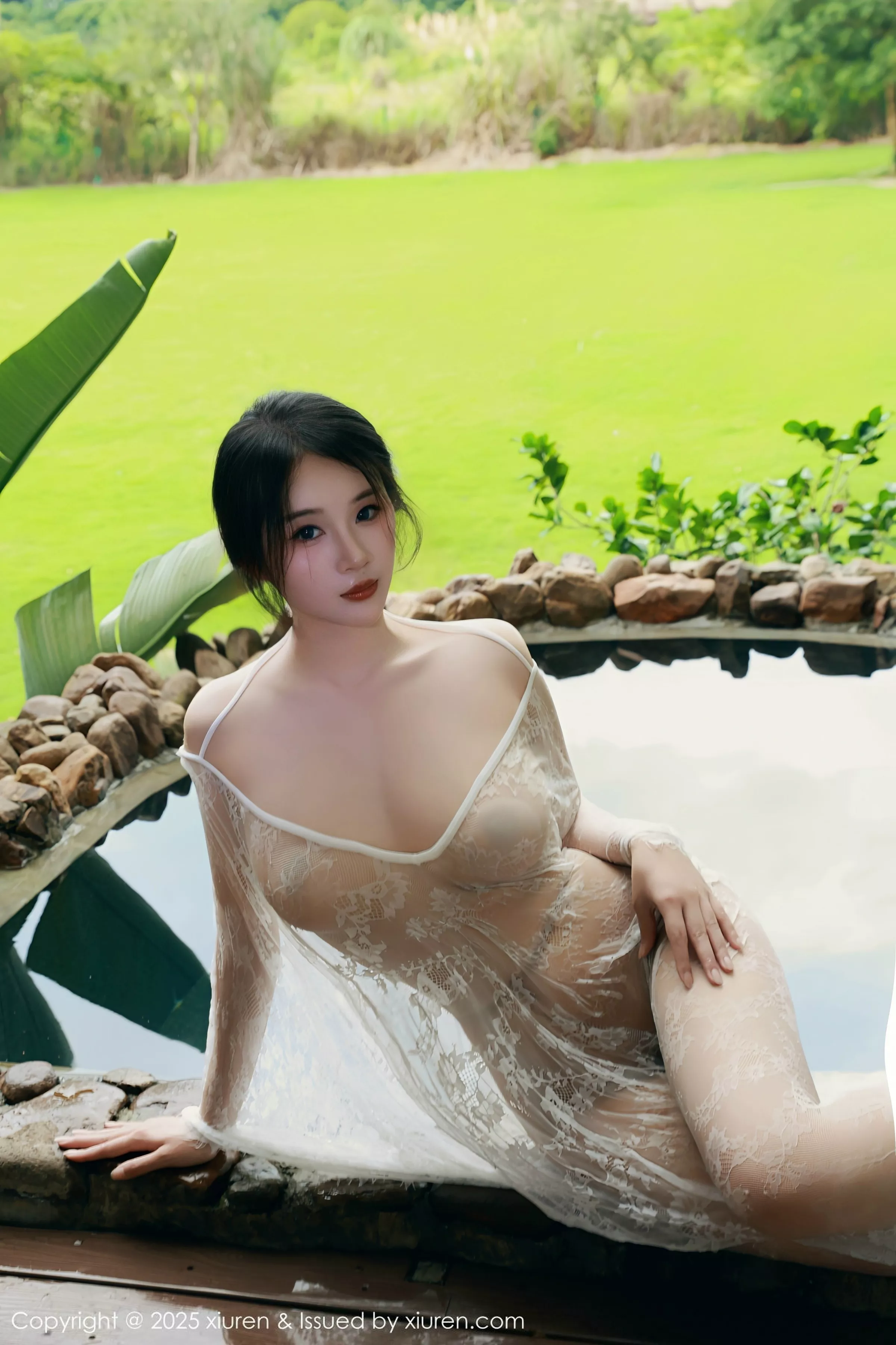 秀人集.com_[XiuRen秀人网]No.10538_模特南乔性感浅绿色旗袍服饰配超薄无内肉丝秀完美身材诱惑写真84P