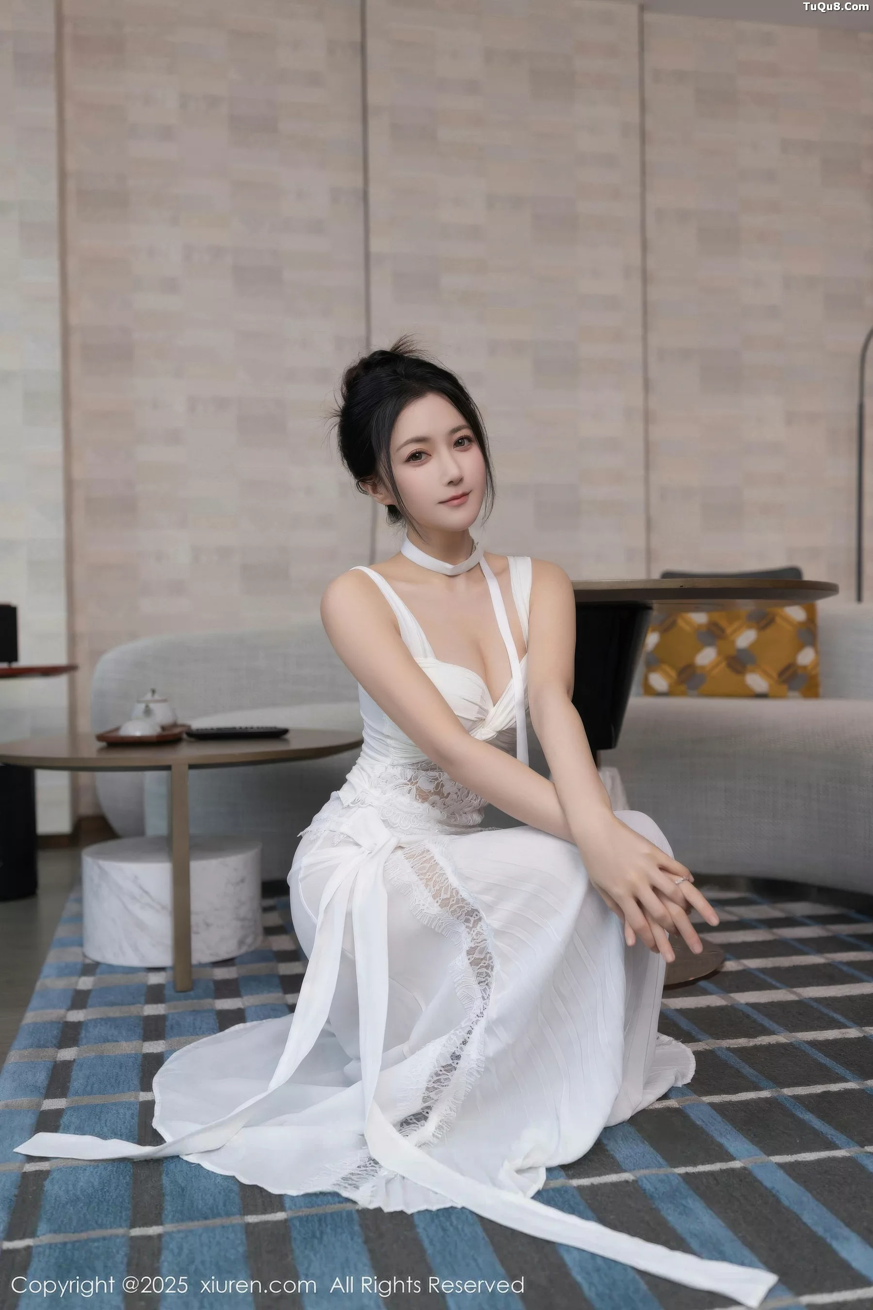 秀人集.com_[XiuRen秀人网]No.10911_模特鱼子酱Fish性感白色长裙配超薄无内肉丝秀曼妙身姿诱惑写真76P