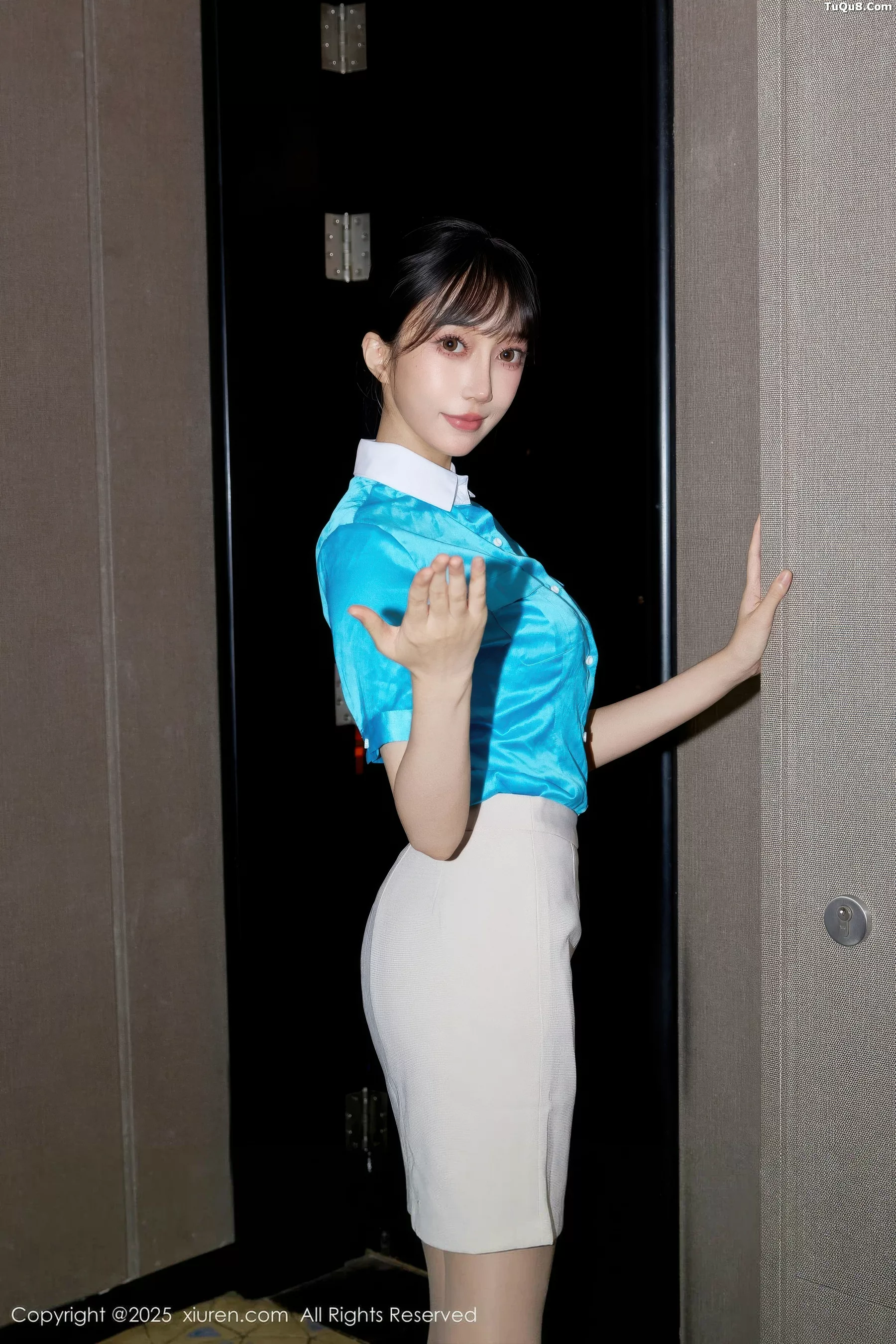 秀人集.com_[XiuRen秀人网]No.10914_模特玥儿玥er性感空姐制服露粉色内衣配超薄黑丝秀美腿诱惑写真62P