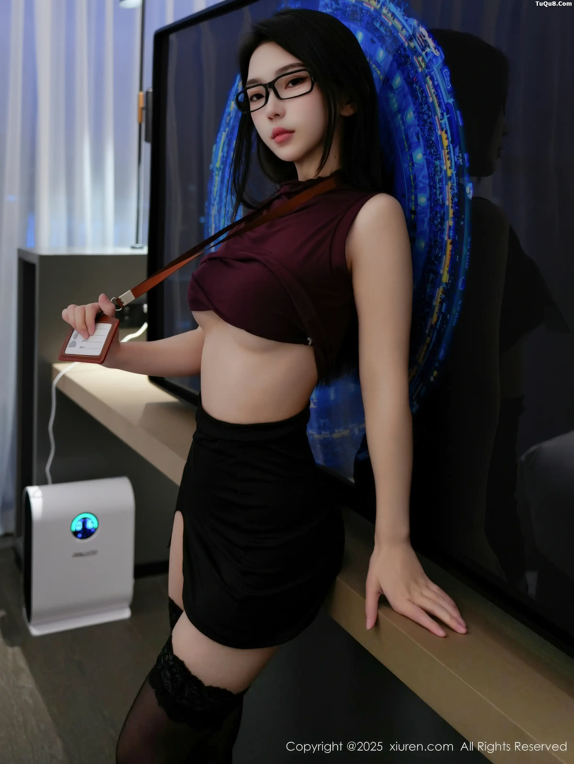 秀人集.com_[XiuRen秀人网]No.11135_模特烧烧小桃性感OL服饰黑短裙配超薄黑丝秀曼妙身姿诱惑写真68P