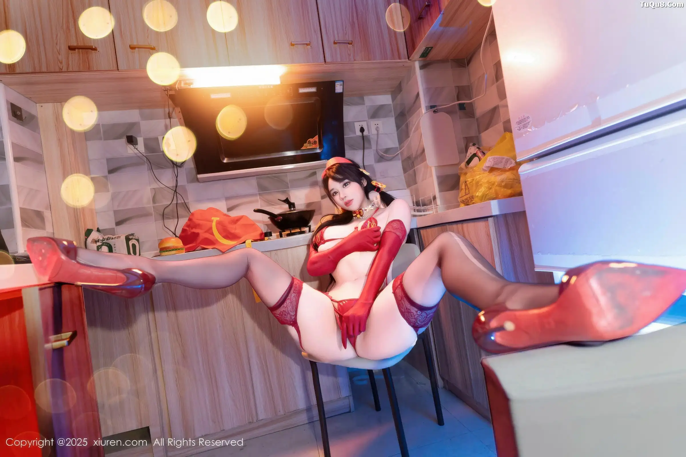 秀人集.com_[XiuRen秀人网]No.11154_模特汐汐爱吃草莓性感红色情趣内衣配红丝吊袜秀惹火身材诱惑写真78P